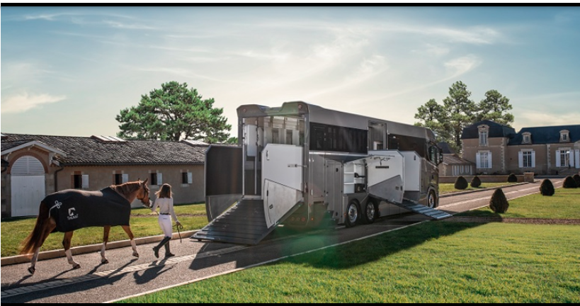 Camion cheveaux Theault