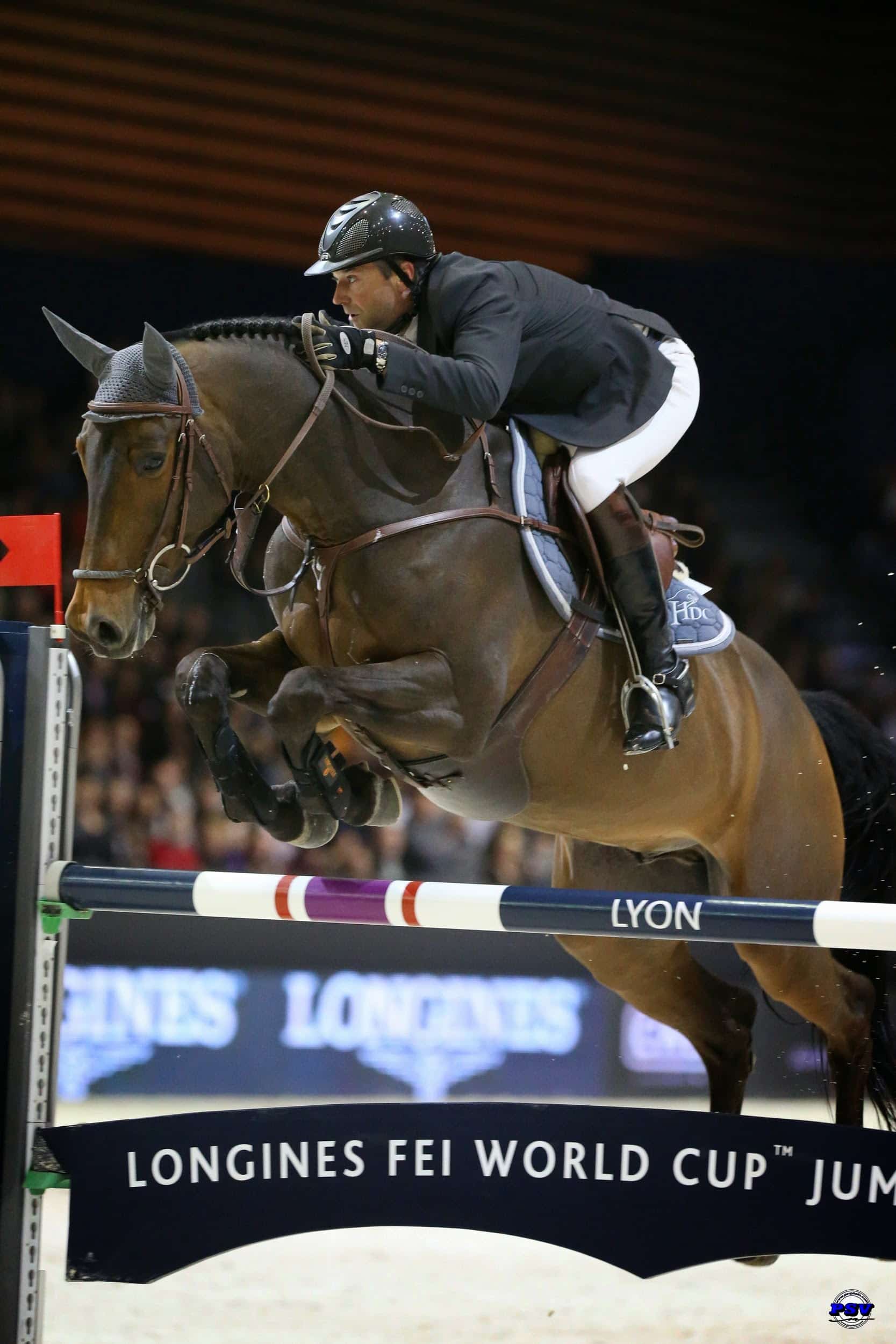 suivez la finale du saut d'obstacles à barcelone : horaires, résultats, favoris et toutes les infos sur cette compétition équestre internationale incontournable.